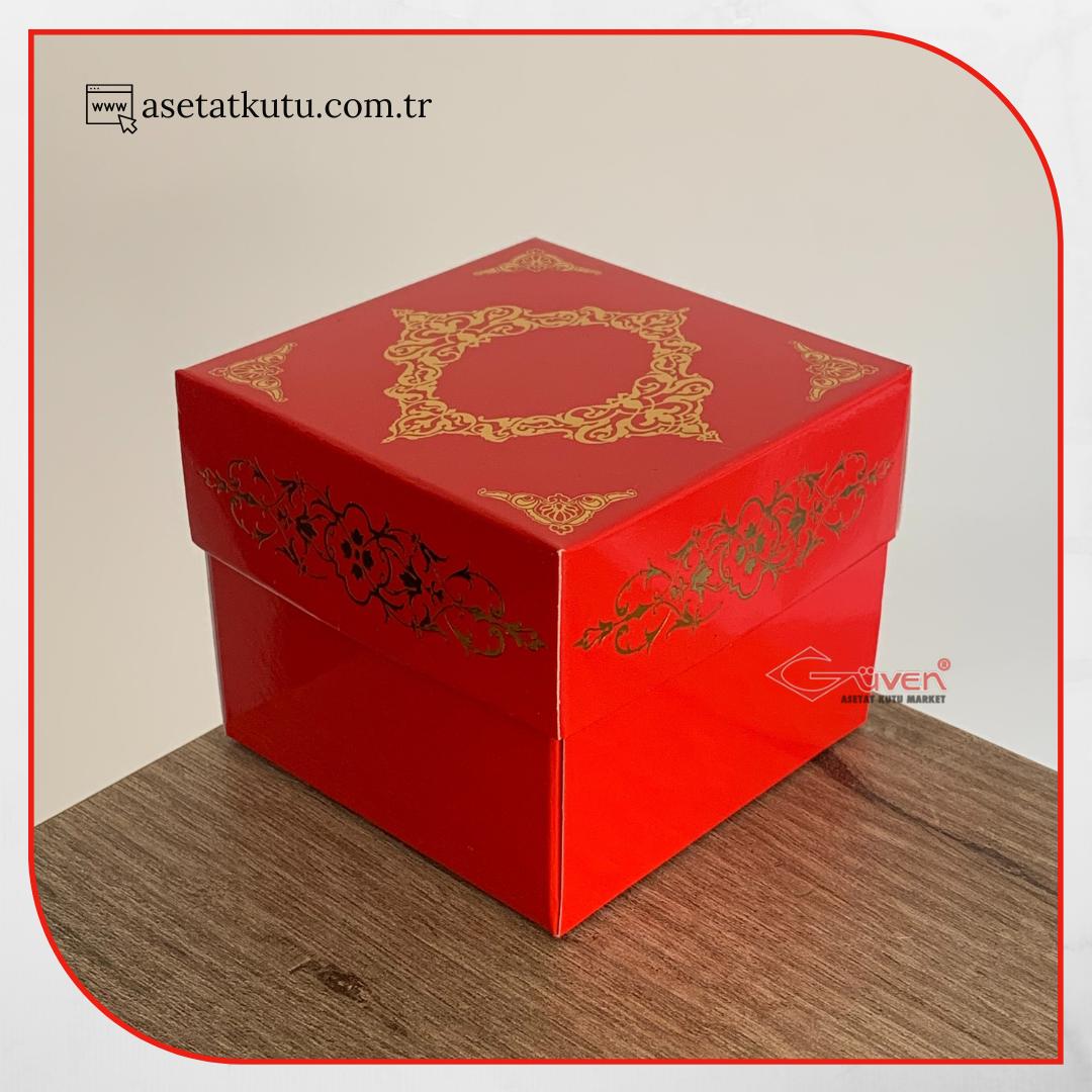 8x8x6.5 Kırmızı Üzeri Gold Saray Desenli Komple Karton Kutu